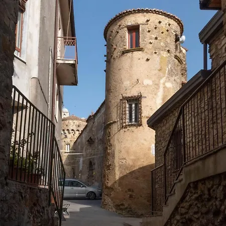Sotto L'arco * Vatolla